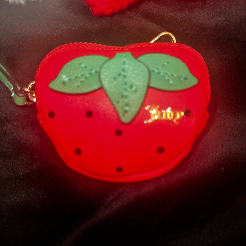 Juicy Couture 5 piece purse charm set - Picture 5 of 7